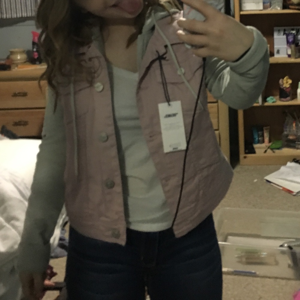 Jacket and sweatshirt combined !